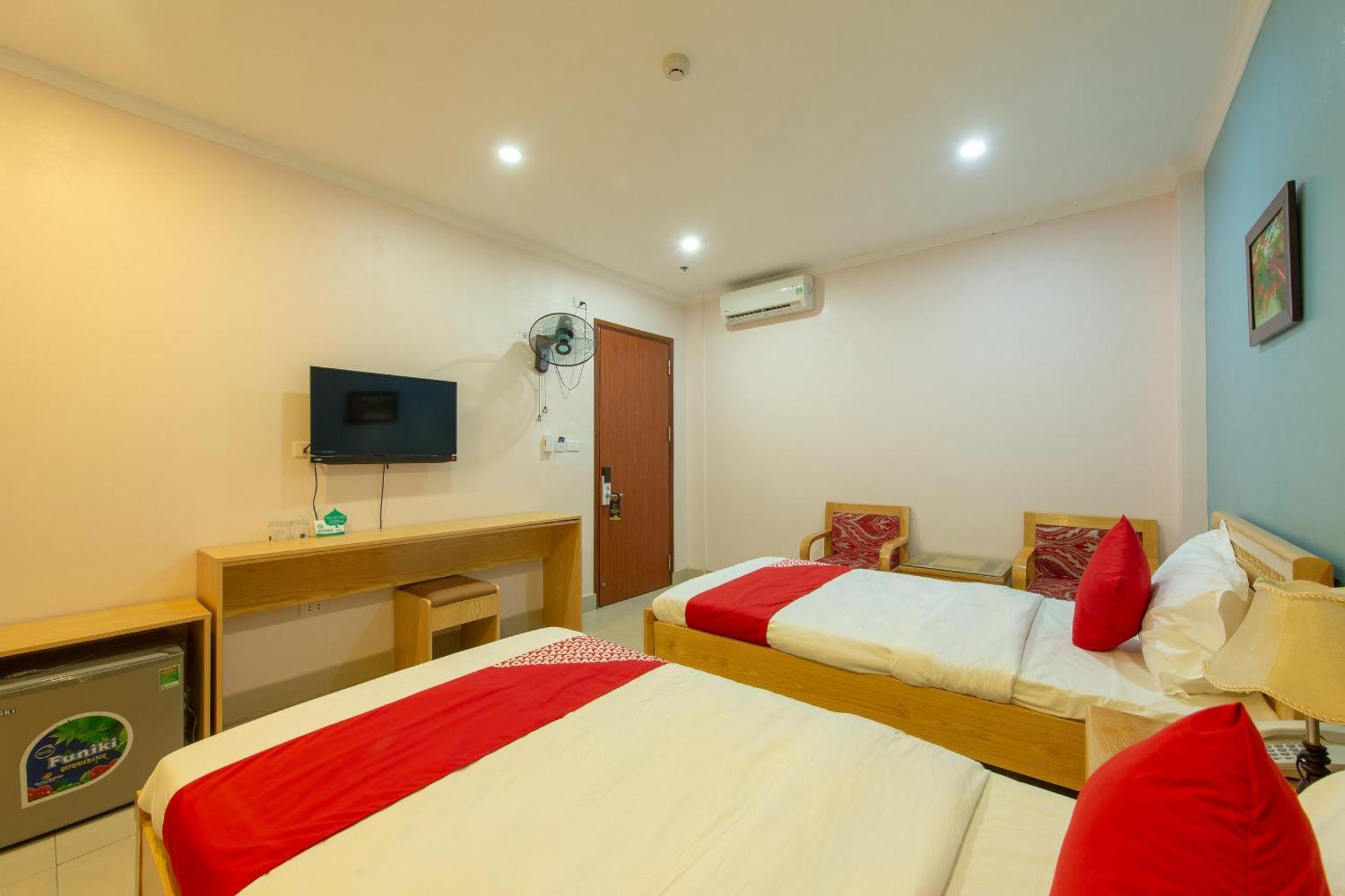 Capital O 417 Truong Son Hotel 하노이 외부 사진