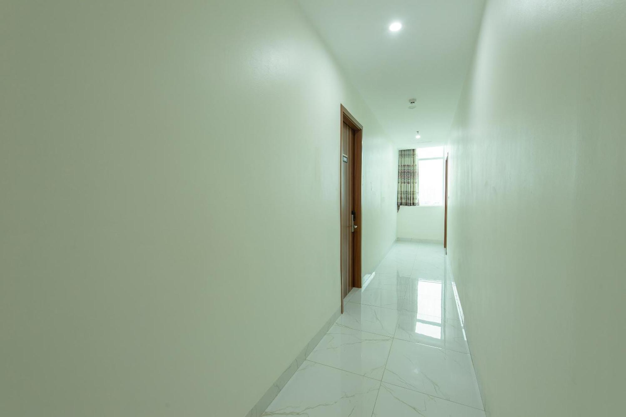 Capital O 417 Truong Son Hotel 하노이 외부 사진
