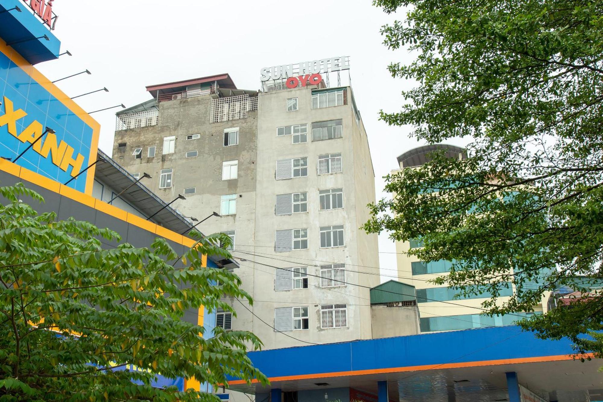 Capital O 417 Truong Son Hotel 하노이 외부 사진